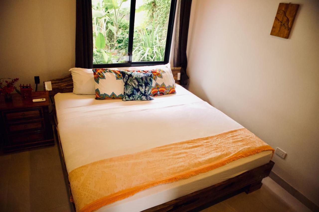 Jungle Home With King Beds -5 Minutes From The Beach Uvita Kültér fotó